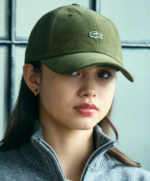 LACOSTE(ラコステ)の「ワンポイントワニロゴ・コーデュロイキャップ(キャップ・メンズ・カーキ/ブラック/ベージュ・58cm)」の9枚目の写真