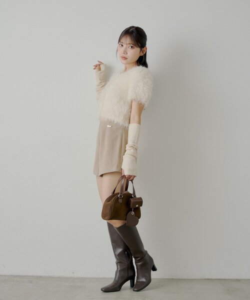 Chico（チコ）の「【2サイズ展開あり】ブローチ付きコンパクトショートパンツ（その他パンツ・レディース・ベージュ/ブラウン/ブラック・FREE/MEDIUM）」の14枚目の写真