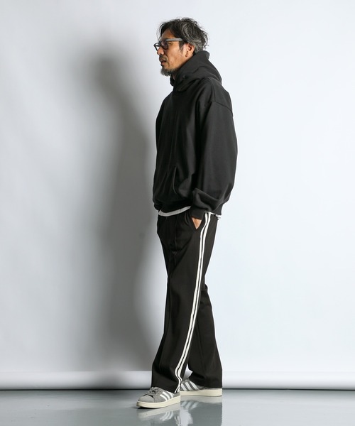 The DUFFER of ST.GEORGE（ザダファーオブセントジョージ）の「【WEB限定アイテム】14oz HEAVY WEIGHT SETUP SWEAT PARKA：14オンス ヘビーウェイト セットアップ スウェットパーカー（パーカー・メンズ・ブラック/ブラウン/チャコールグレー・SMALL/MEDIUM/LARGE/X-LARGE）」の18枚目の写真