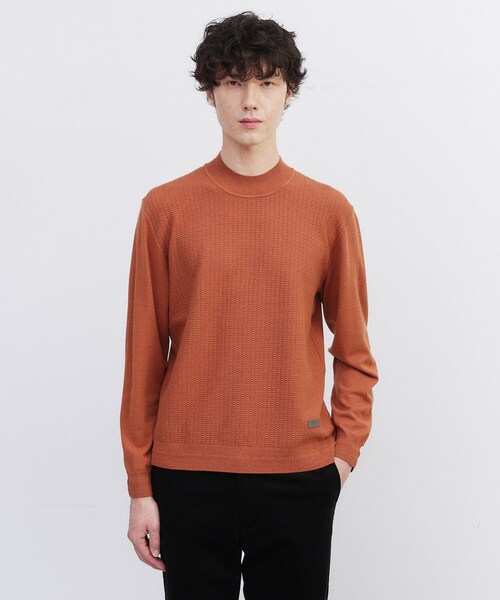 TAKEO KIKUCHI(タケオキクチ)の「ハイゲージ モックネック ニット プルオーバー(ニット/セーター・メンズ・ダークグレー/オフホワイト/ダークブラウン/ブラック・04/03/02/01)」の1枚目の写真