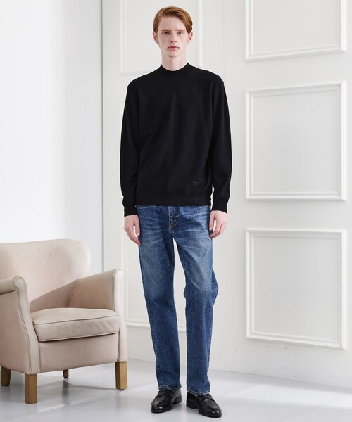 TAKEO KIKUCHI(タケオキクチ)の「ハイゲージ モックネック ニット プルオーバー(ニット/セーター・メンズ・ダークグレー/オフホワイト/ダークブラウン/ブラック・04/03/02/01)」の21枚目の写真