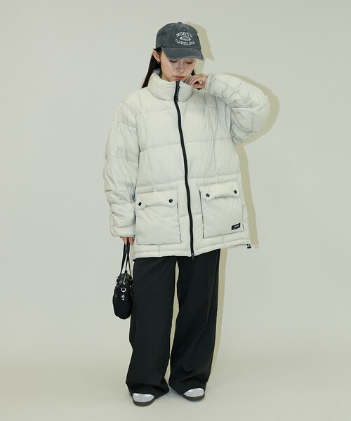 PUBLUX（パブリュクス）の「TAION/タイオン MOUNTAIN PACKABLE VOLUME DOWN JK　限定展開/マウンテン パッカブル ボリューム ダウンジャケット（ダウンジャケット/コート・レディース・ブラック/ライトグレー・X-LARGE/LARGE/MEDIUM）」の22枚目の写真