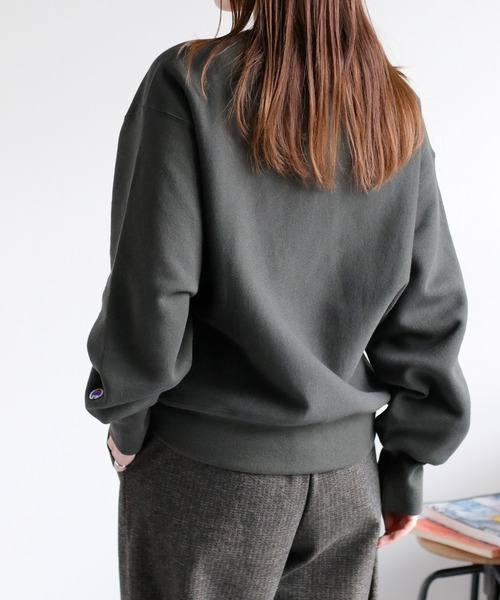 Champion】裏起毛リバースウィーブクルーネックプリントスウェット