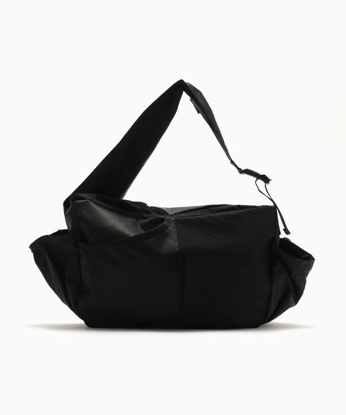WISM(ウィズム)の「Dan Gee / ダン ジー MESSENGER BAG(メッセンジャーバッグ・メンズ・ブラック・FREE)」の2枚目の写真