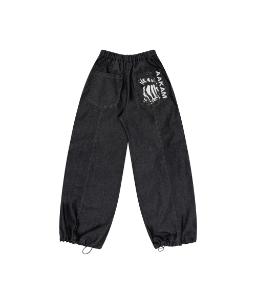 セール】Knee Pin-tuck Printed Denim Pants (Black)（デニムパンツ
