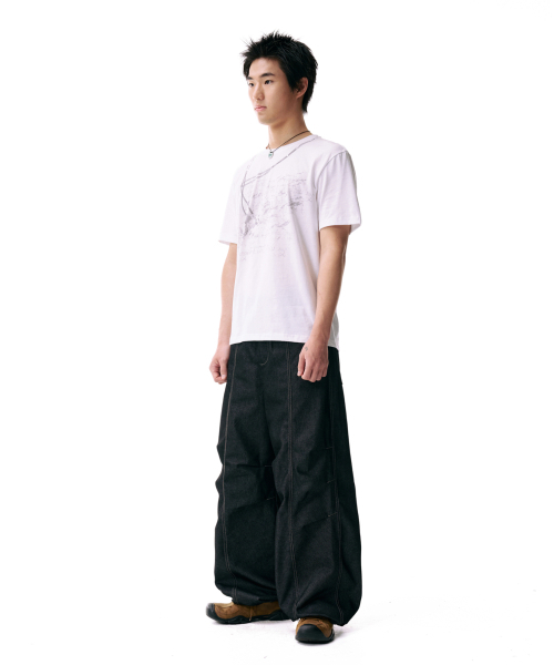 パンツ AAKAM Knee Pin-tuck Printed Denim Pants セール】Knee Pin-tuck Printed Denim Pants (Black)（デニムパンツ