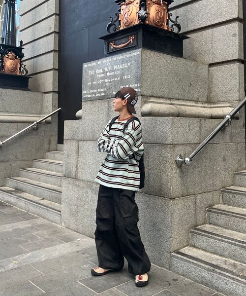 セール】Knee Pin-tuck Printed Denim Pants (Black)（デニムパンツ