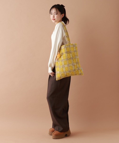 niko and...（ニコアンド）の「ボアトートバッグ[tiny tiny(ティニーティニー)]（トートバッグ・レディース・イエロー/その他・0）」の19枚目の写真