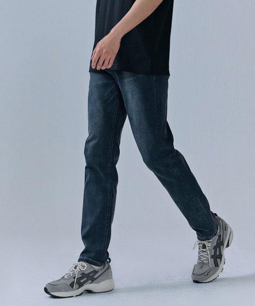 CHASECULT(チェイスカルト)の「男性Dトーンヒドゥンバンディングテーパードデニムパンツ-CERK2313B04(デニムパンツ・メンズ・ネイビー・70/76/82/86)」の3枚目の写真
