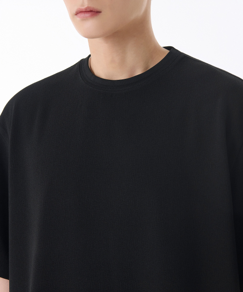 MUSINSA STANDARD（ムシンサスタンダード）の「クレープリラックスドウーブンTシャツ[ブラック]（Tシャツ/カットソー・メンズ・その他・SMALL/MEDIUM/LARGE/X-LARGE/XX-LARGE）」の3枚目の写真