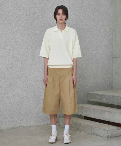 GLW(ジーエルダブリュ)の「オープンカラーワッフルハーフニットアイボリー(ニット/セーター・レディース・その他・SMALL/MEDIUM/LARGE)」の2枚目の写真