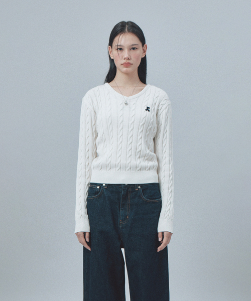 Rest&Recreation(レストアンドレクリエーション)の「CABLE V-NECK KNIT TOP - IVORY(ニット/セーター・レディース・その他・ONE)」の3枚目の写真