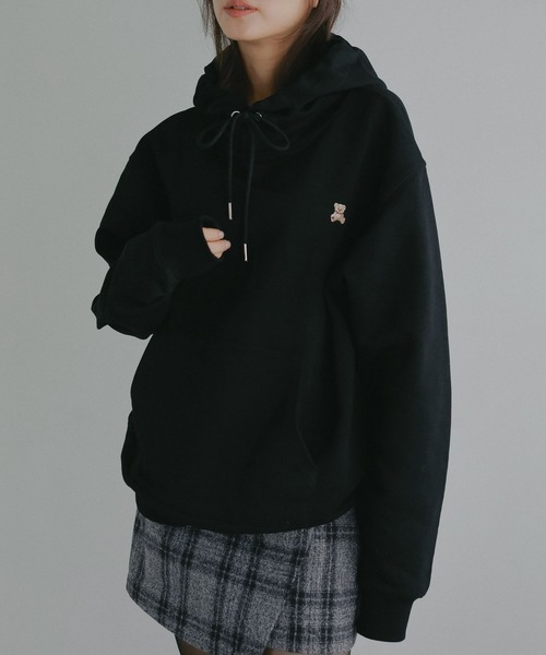 N WITH.（エヌウィズ）の「オーバーサイズフーディー（パーカー・レディース・アイボリー/ブラック・FREE）」の2枚目の写真