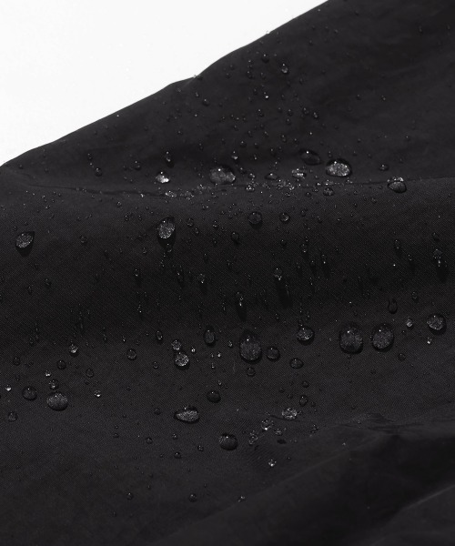 KRIFF MAYER(クリフメイヤー)の「【撥水・防汚】クリーネスマウンテンパーカー(マウンテンパーカー・メンズ・カラフル/グリーン/ネイビー/オレンジ/ベージュ/ブラック・MEDIUM/X-LARGE/LARGE)」の10枚目の写真