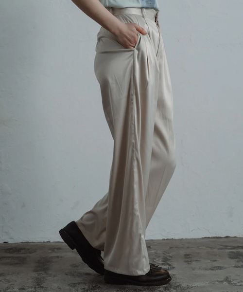 merrylatte(メリーラテ)の「satin tuck pants(その他パンツ・レディース・アイボリー/ピンク・FREE)」の8枚目の写真