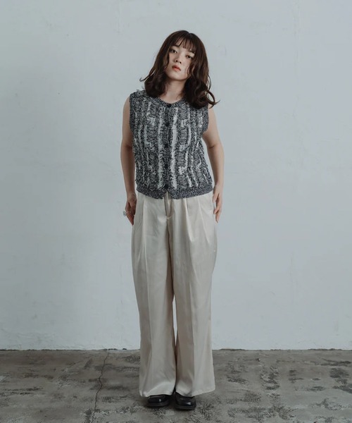 merrylatte(メリーラテ)の「satin tuck pants(その他パンツ・レディース・アイボリー/ピンク・FREE)」の6枚目の写真