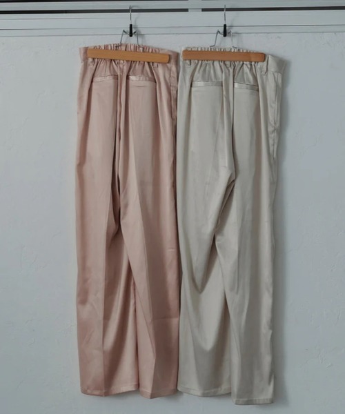 merrylatte(メリーラテ)の「satin tuck pants(その他パンツ・レディース・アイボリー/ピンク・FREE)」の3枚目の写真