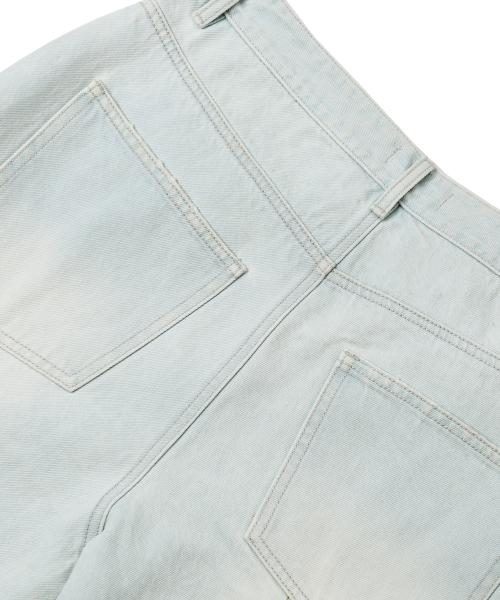 YALE(イェール)の「ウィメンズストレートデニムパンツ_ライトブルー(デニムパンツ・レディース・その他・SMALL/MEDIUM)」の7枚目の写真