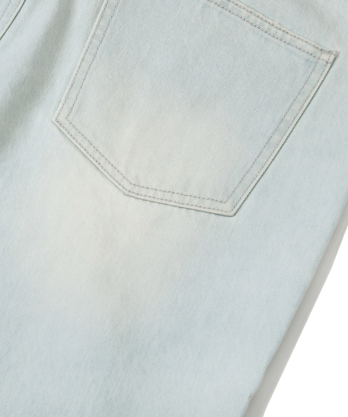 YALE(イェール)の「ウィメンズストレートデニムパンツ_ライトブルー(デニムパンツ・レディース・その他・SMALL/MEDIUM)」の9枚目の写真