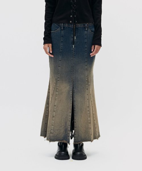 SETSETSET（セットセットセット）の「GRADATION MERMAID FIT DENIM SKIRT BLUE（スカート・レディース・その他・MEDIUM）」の4枚目の写真