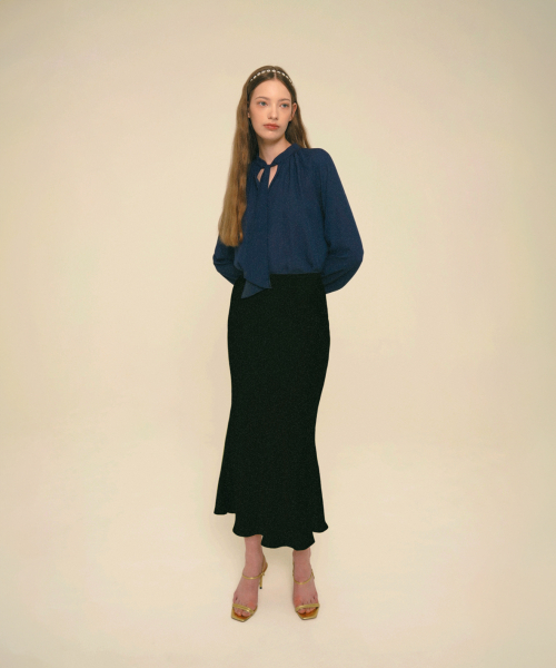 ICE GARDEN A.508（アイス ガーデン エイオーゴンパル）の「Mermaid Maxi Satin Skirt_Black（スカート・レディース・その他・SMALL/MEDIUM）」の2枚目の写真