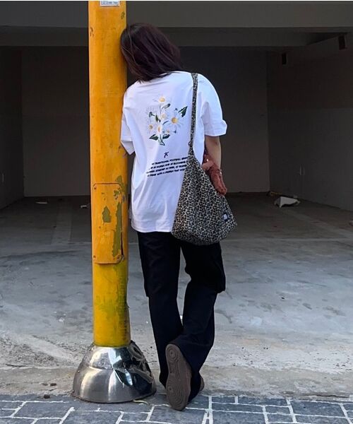 GALEX(ギャレックス)の「デイジーアートワークショートスリーブホワイト GA5625 WH(Tシャツ/カットソー・メンズ・その他・SMALL/MEDIUM)」の3枚目の写真
