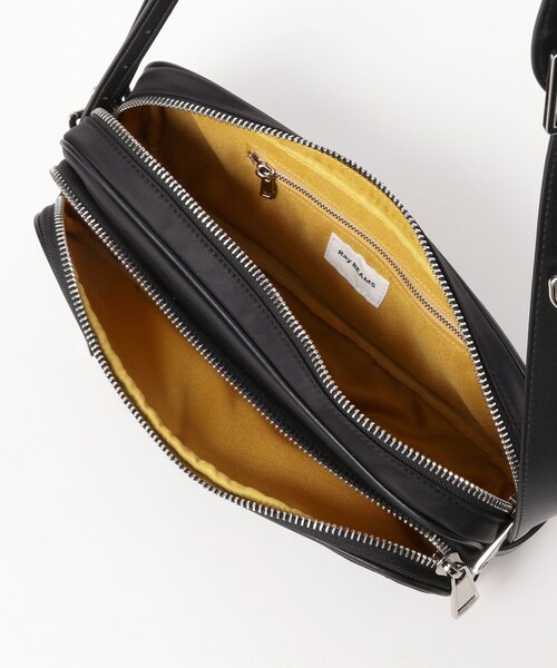 Ray BEAMS（レイビームス）の「ワイド ショルダー バッグ（ショルダーバッグ・レディース・ダークブラウン/ブラック・ONE SIZE）」の8枚目の写真