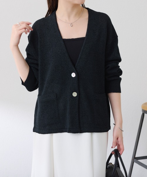COLLAGE GALLARDAGALANTE（コラージュガリャルダガランテ）の「2ツ釦カーディガン/WEB限定カラー展開（カーディガン/ボレロ・レディース・ピンク/ネイビー/ベージュ/ブラック・FREE）」の6枚目の写真