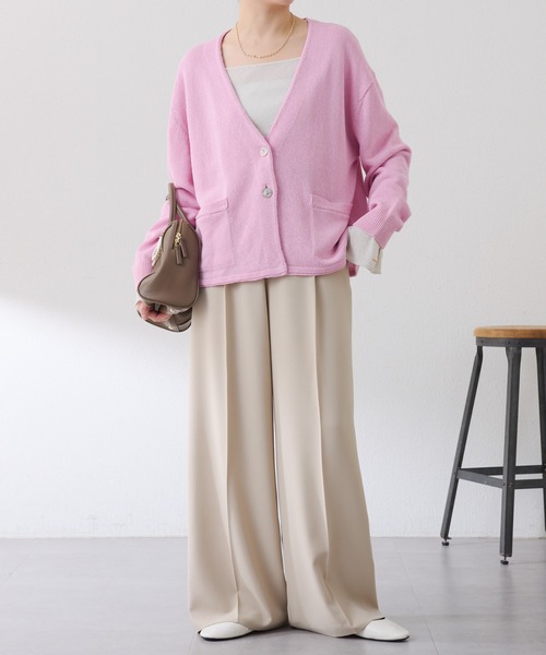 COLLAGE GALLARDAGALANTE（コラージュガリャルダガランテ）の「2ツ釦カーディガン/WEB限定カラー展開（カーディガン/ボレロ・レディース・ピンク/ネイビー/ベージュ/ブラック・FREE）」の20枚目の写真