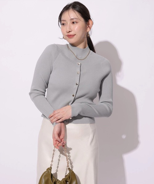 Mystrada（マイストラーダ）の「オフショルアンサンブル（ニット/セーター・レディース・ブラック/ホワイト/ライトパープル/ブルーグレー・38）」の3枚目の写真