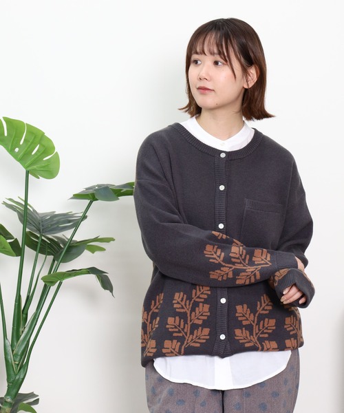 Emago（イマゴ）の「EMAGO 植物ｼﾞｬｶﾞｰﾄﾞｶｰﾃﾞ（カーディガン/ボレロ・レディース・ブルー/チャコールグレー/アイボリー・FREE）」の18枚目の写真