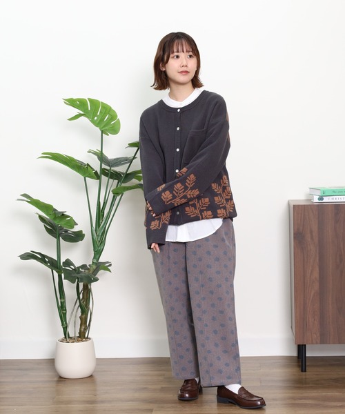 Emago（イマゴ）の「EMAGO 植物ｼﾞｬｶﾞｰﾄﾞｶｰﾃﾞ（カーディガン/ボレロ・レディース・ブルー/チャコールグレー/アイボリー・FREE）」の22枚目の写真