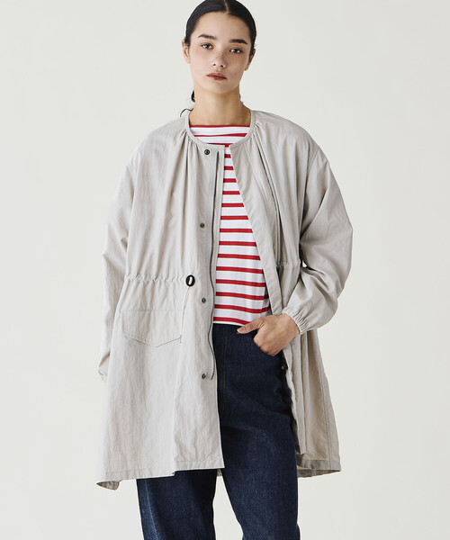 LE GLAZIK(ルグラジック)の「LE GLAZIK | ナイロン ノーカラーコート WOMEN(ノーカラーコート・レディース・ライトグレー/ベージュ/ブラック・36)」の8枚目の写真