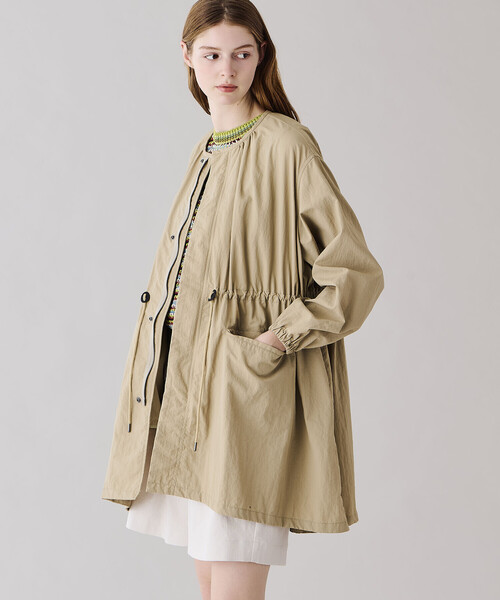 LE GLAZIK(ルグラジック)の「LE GLAZIK | ナイロン ノーカラーコート WOMEN(ノーカラーコート・レディース・ライトグレー/ベージュ/ブラック・36)」の12枚目の写真