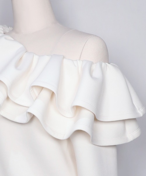 JENNE（ジェンヌ）の「カップ付きホールドベアトップ（Tシャツ/カットソー・レディース・ブラック/ホワイト・SMALL/MEDIUM/LARGE）」の21枚目の写真