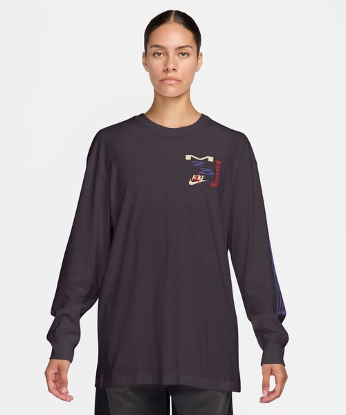 JORDAN BRAND(ジョーダンブランド)の「ジョーダン フライト ウィメンズ オーバーサイズド ロングスリーブ Tシャツ / Jordan Flight Women's Oversized Long-Sleeve T-Shirt IF0804-045 Off Noir(Tシャツ/カットソー・レディース・ブラック系その他・XS/S/M/XL/2XL/L)」の6枚目の写真