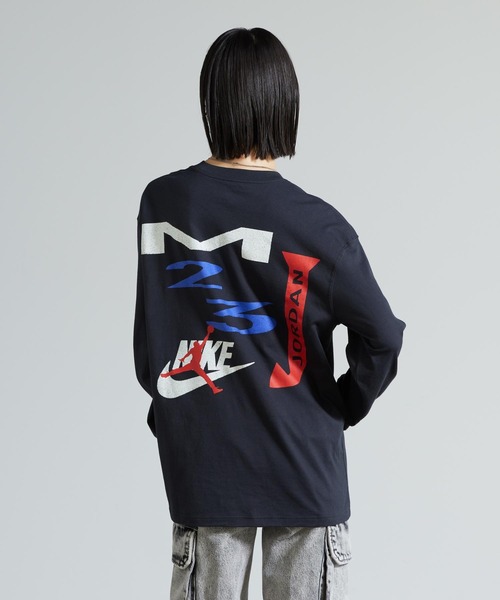 JORDAN BRAND(ジョーダンブランド)の「ジョーダン フライト ウィメンズ オーバーサイズド ロングスリーブ Tシャツ / Jordan Flight Women's Oversized Long-Sleeve T-Shirt IF0804-045 Off Noir(Tシャツ/カットソー・レディース・ブラック系その他・XS/S/M/XL/2XL/L)」の7枚目の写真