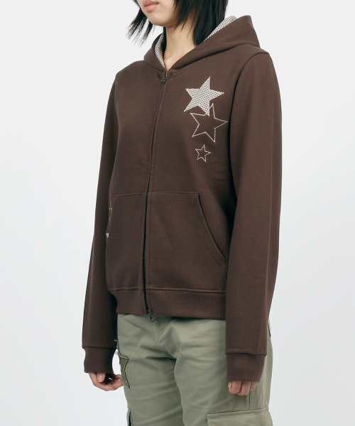 SUNNECT(ソネクト)の「Stars Zip Up Hoodie - Brown(パーカー・レディース・その他・OS)」の3枚目の写真