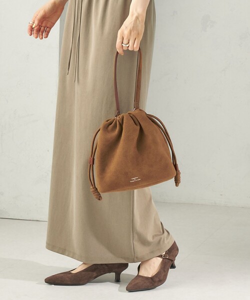 SHIPS(シップス)の「【WEB限定】George Cinq: DRAWSTRING BAG(S)(ショルダーバッグ・レディース・ライトイエロー/ベージュ系/ライトブルー/ブラック/オフホワイト/ブラウン/ネイビー/キャメル/ワイン/ダークブラウン・ONE SIZE)」の14枚目の写真