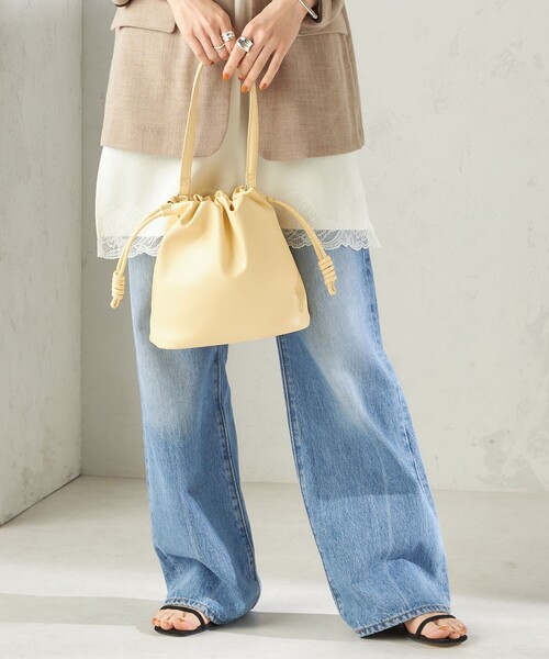SHIPS(シップス)の「【WEB限定】George Cinq:DRAWSTRING BAG(S)(ショルダーバッグ・レディース・ライトイエロー/ベージュ系/ライトブルー/ブラック/オフホワイト/ブラウン/ネイビー・ONE SIZE)」の9枚目の写真