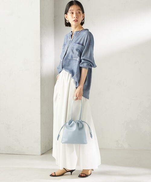 SHIPS(シップス)の「【WEB限定】George Cinq:DRAWSTRING BAG(S)(ショルダーバッグ・レディース・ライトイエロー/ベージュ系/ライトブルー/ブラック/オフホワイト/ブラウン/ネイビー・ONE SIZE)」の16枚目の写真