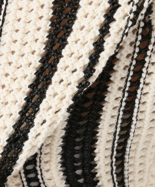 Noble(ノーブル)の「パターンニットストライプカーディガン(カーディガン/ボレロ・レディース・その他3・FREE)」の4枚目の写真