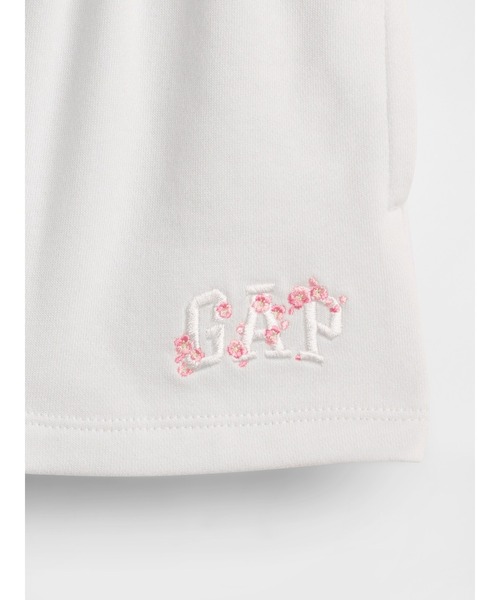 GAP（ギャップ）の「ヴィンテージソフト フレンチテリー SAKURA GAPロゴ スウェットショートパンツ (キッズ)（その他パンツ・キッズ・ホワイト/ピンク・120cm/130cm/140cm/150cm/160cm）」の6枚目の写真