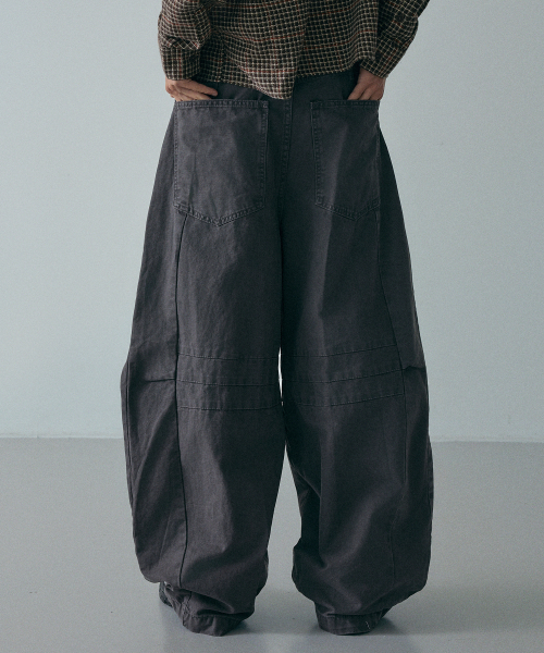 LXT（エルエックスティー）の「コットンカーブドウォッシングワイドパンツ[チャコール]（その他パンツ・レディース・その他・2XL/X-LARGE/LARGE/MEDIUM/SMALL）」の4枚目の写真