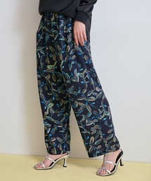 LHELBIE（レルビエ）の「フラワープリントパンツ（その他パンツ）」