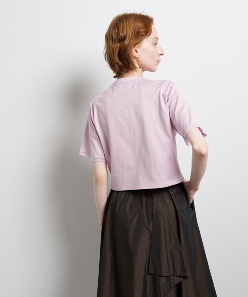 LANVIN en Bleu(ランバンオンブルー)の「ベーシッククロップドTシャツ(Tシャツ/カットソー・レディース・オフホワイト/グレー/ピンク・38)」の8枚目の写真