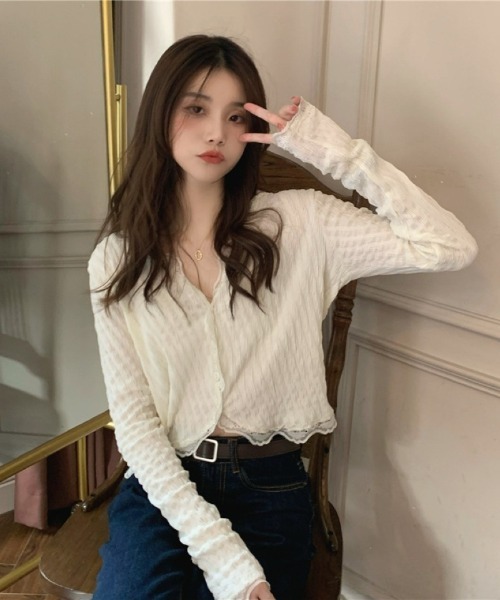 Ritzy(リッツィー)の「V ネックデザイン レースフリル ショート丈カーディガン(カーディガン/ボレロ・レディース・ベージュ/ピンク・M/S/L)」の16枚目の写真