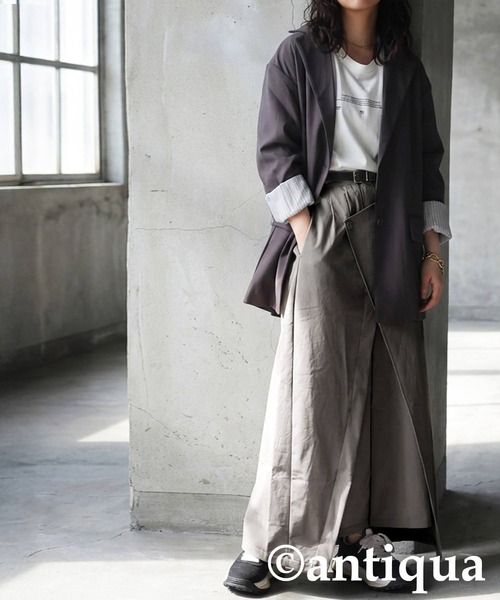 antiqua(アンティカ)の「ネオレザー スカート(スカート・レディース・カーキ/ブラック・ONESIZE)」の5枚目の写真