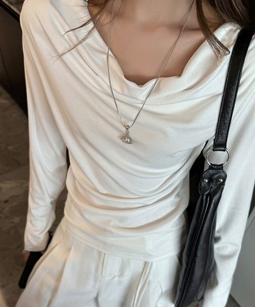 GLAMOROUS JANE(グラマラスジェーン)の「ドレープネック長袖トップス(Tシャツ/カットソー・レディース・グレー/ブラック/ホワイト・FREE)」の1枚目の写真