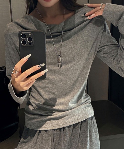 GLAMOROUS JANE(グラマラスジェーン)の「ドレープネック長袖トップス(Tシャツ/カットソー・レディース・グレー/ブラック/ホワイト・FREE)」の7枚目の写真